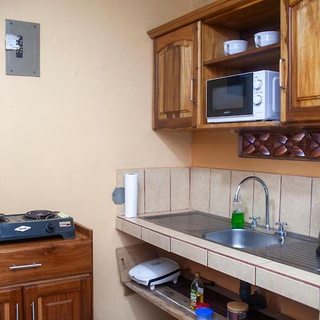 Apartamento Daly #1 Guápiles المظهر الخارجي الصورة