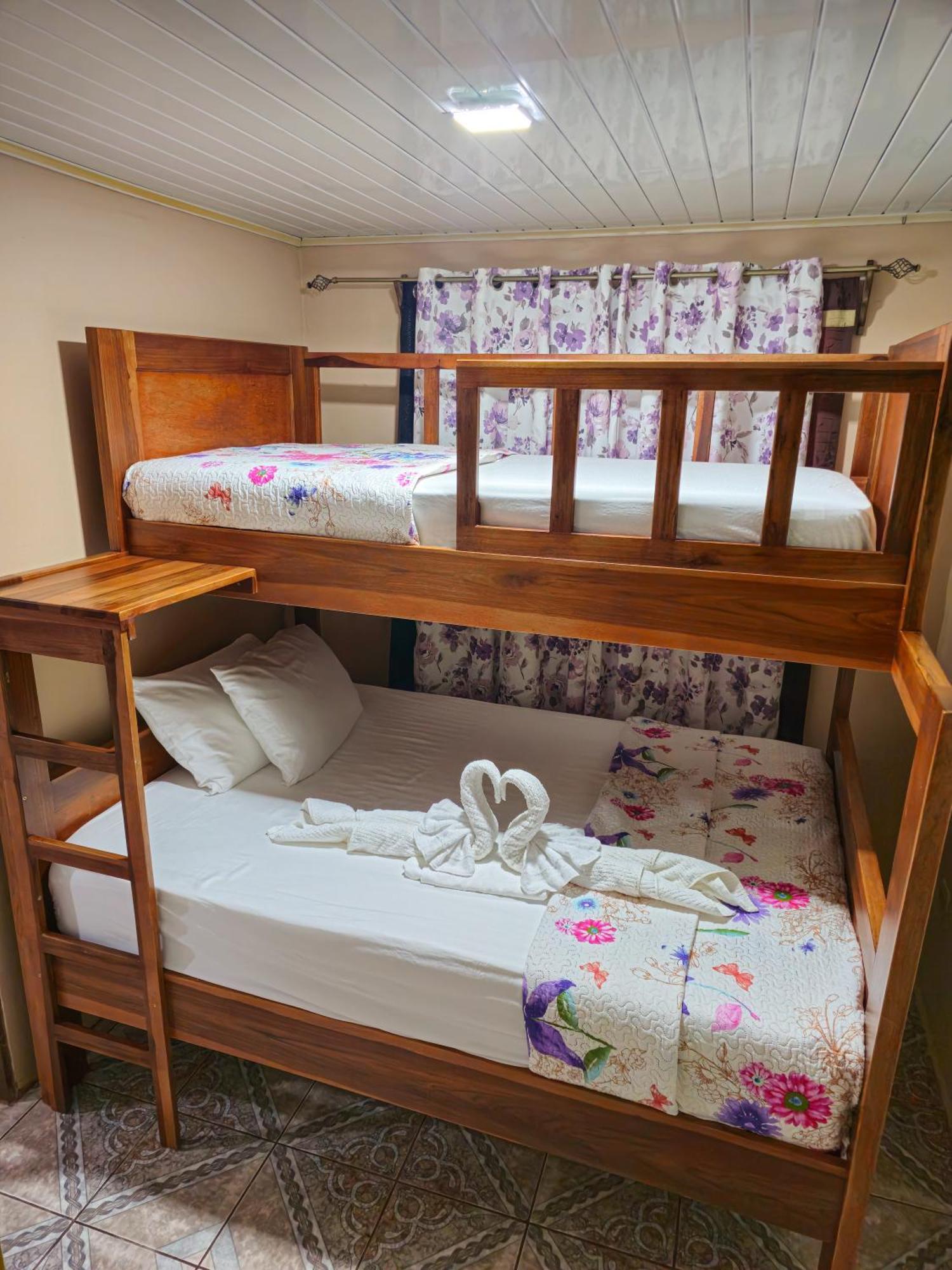 Apartamento Daly #1 Guápiles المظهر الخارجي الصورة